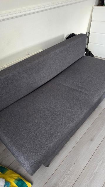 Sofa met slaapfunctie.