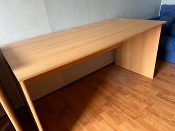 Groot bureau - Ideaal voor thuiskantoor of studeerkamer