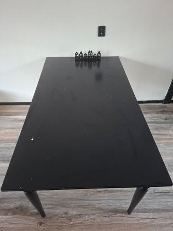 Uitschuifbare eettafel zwart - IKEA - gratis af te halen