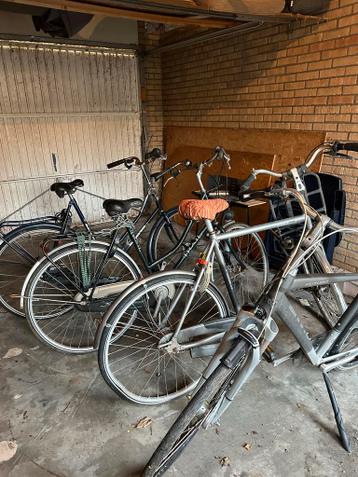 Partij fietsen voor krat🍻stadsfietsen/opknappers/onderdelen