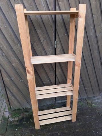 Gratis Houten Stellingkast / Opbergrek