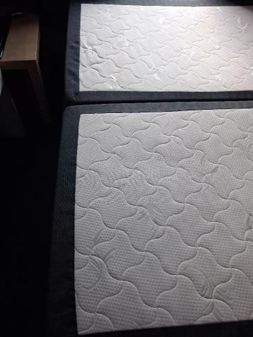 Gratis box spring zonder topper 180x200cm