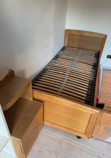 gratis senioren bed met elektische bodem