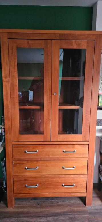 Buffetkast, dressoir, TV meubel, tafel + 4 stoelen, salontaf