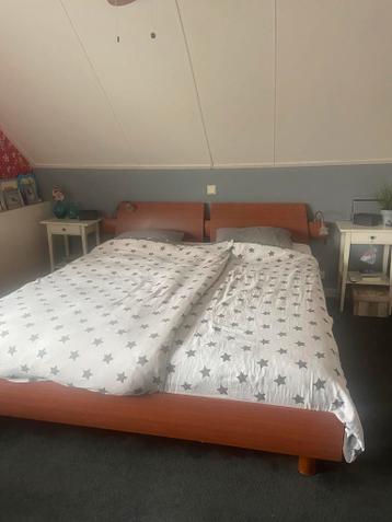 Ledikant met electrische latten bodem.. gratis