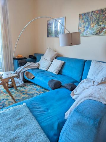 Grote booglamp met stoffen kap gratis af te halen