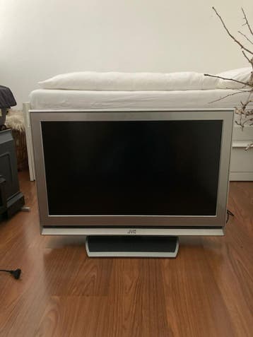JVC televisie 32 inch GRATIS OPHALEN