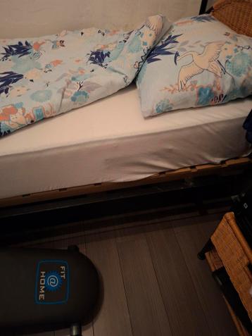 Gratis  een persoonbed