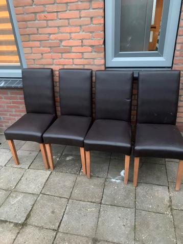 Eetstoelen vier stuks