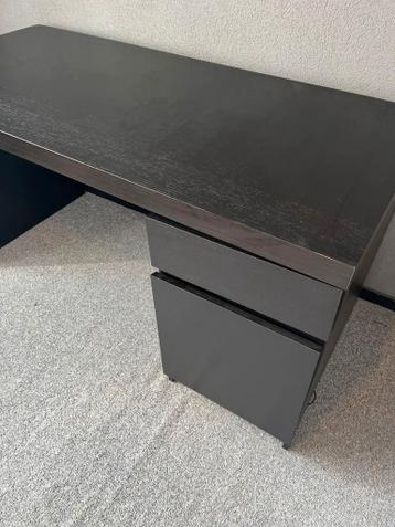 IKEA Zwart Bureau - Gratis Af Te Halen