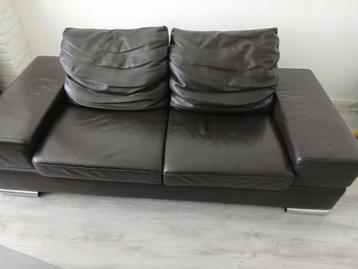 Gratis Lederen tweezitsbank met chroom poten