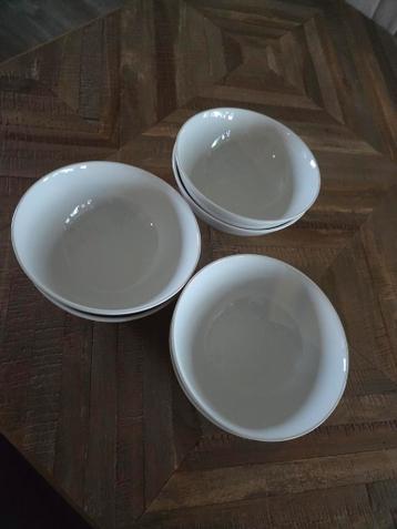 6 witte kommen Ikea.