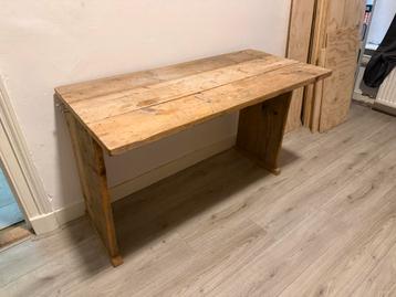 Steigerhouten bureau