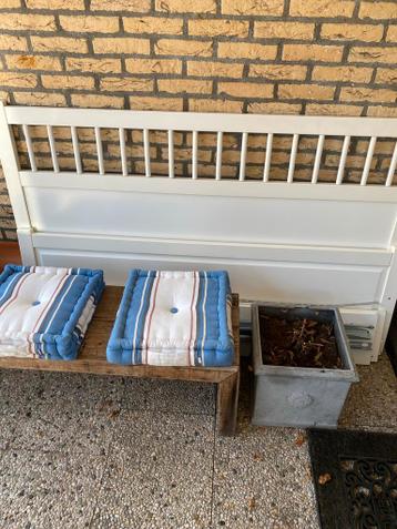 Tweepersoonsbed 160x200 met lichte gebruikssporen