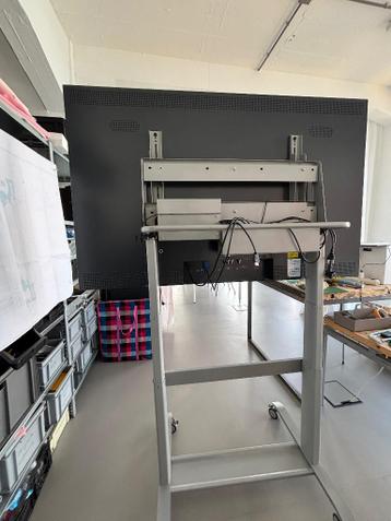 Presentatie scherm 65inch