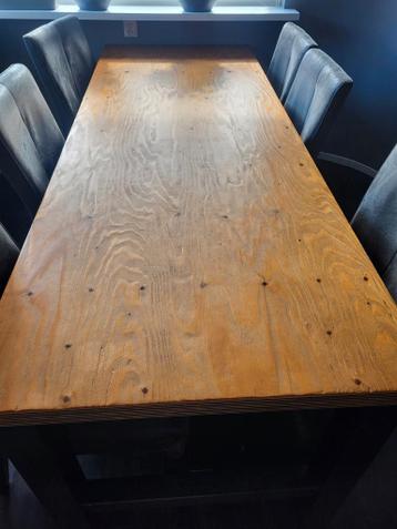 Robuuste 6-persoons eettafel / werkbank voor schuur. Afmetin