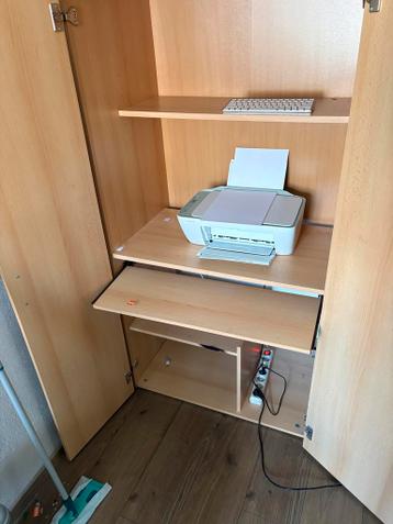 Computerkast - handig voor thuiskantoor