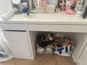 Bureau 105x50 met opbergruimte en lade