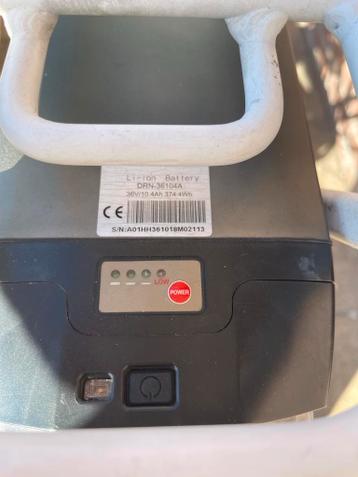 Brinckers fietsaccu 36V/10.4Ah, moet gereviseerd worden