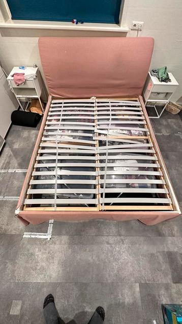 Tweepersoonsbed met lattenbodem - Roze stof