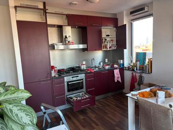 Rode keuken op te halen op zaterdag 28 maart tussen 9-12