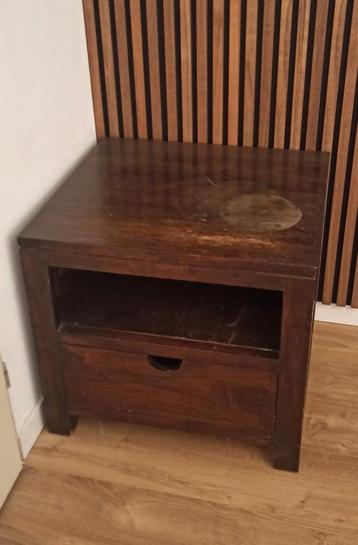 Vintage houten bijzettafel met lade