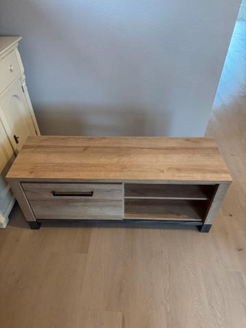 Gratis tv meubel!