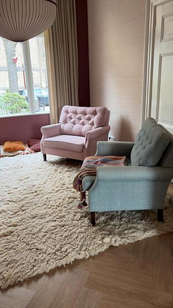 Dit weekend gratis ophalen 2x love seats in landelijke sfeer