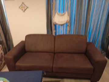 Gratis, Twee goed zittende stoelen, en 1 nette bank