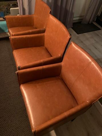 6 imitatieleer eetkamerstoelen - GRATIS