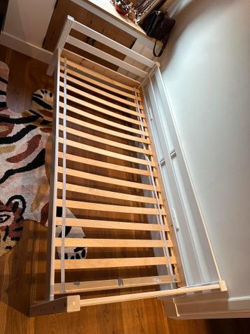 Single bed + matress