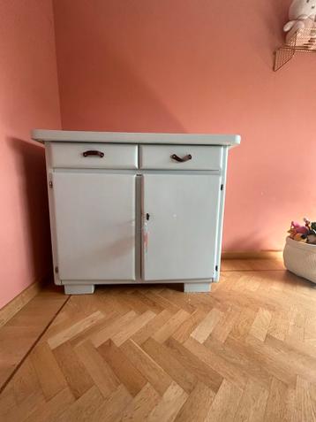 Opgeknapte Commode met Lederen Greepjes - Gratis Afhalen