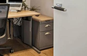 Ladeblok gratis gereserveerd