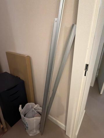 Rails voor schuifdeuren pax kast