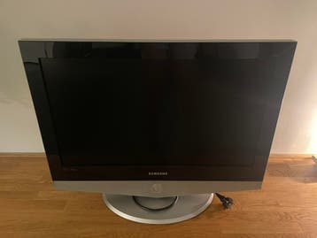 Samsung LCD 26 inch TV
