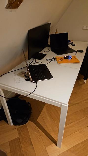 GRATIS mooi bureau moet (over)morgen weg ivm verhuizing