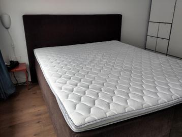 Boxspring SwissSense 160x200 met hoofdeind