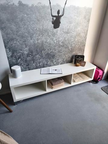 GRATIS 1X witte en 2x donkerbruine opbergkasten