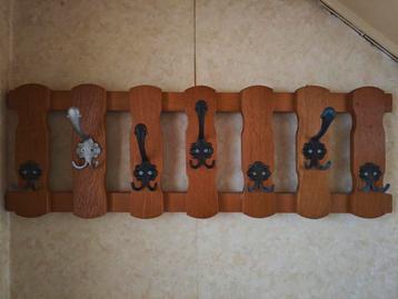 Houten wandkapstok   GRATIS