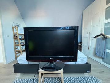 LG televisie (gratis af te halen)
