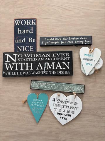 Alles of niets.Decoratieve Tekstborden & Hartjes - Set van 7