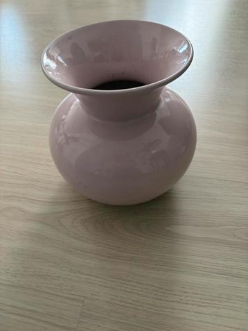 Stijlvolle roze vaas - perfect voor bloemen of decoratie