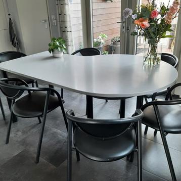 Tafel met 6 stoelen - Gratis op te halen