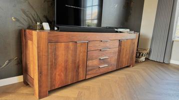 Dressoir  met lades en kasten notenhout