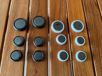 Magneten voor memobord (zwart en wit 12 stuks)