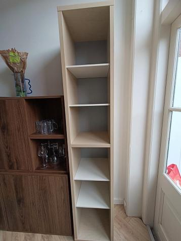 Twee smalle kasten gratis ophalen