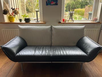 Zwart lederen Design slaapbank/daybed - uitschuifbaar