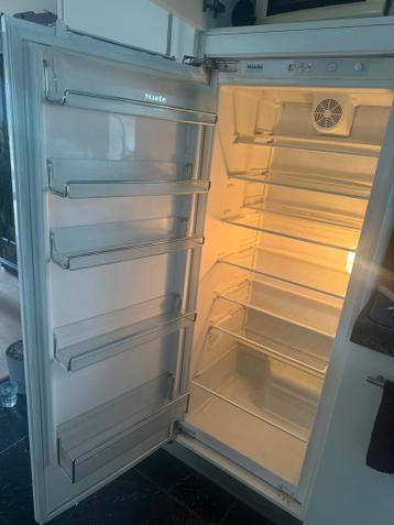 Gratis ophalen MIELE inbouw koelkast 140x55cm