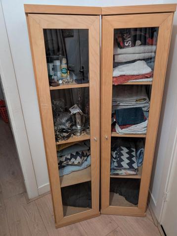 2 keer kast met glas