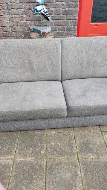 Grijze banken: tweezits en tweeënhalfzits